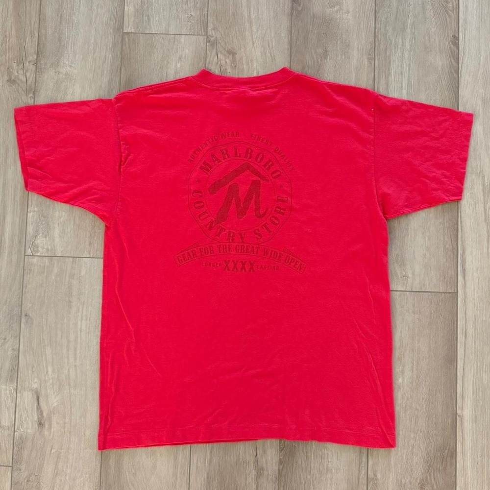 Vintage 90's Marlboro Country Store pocket cotton t-shirt Size Adult One Size